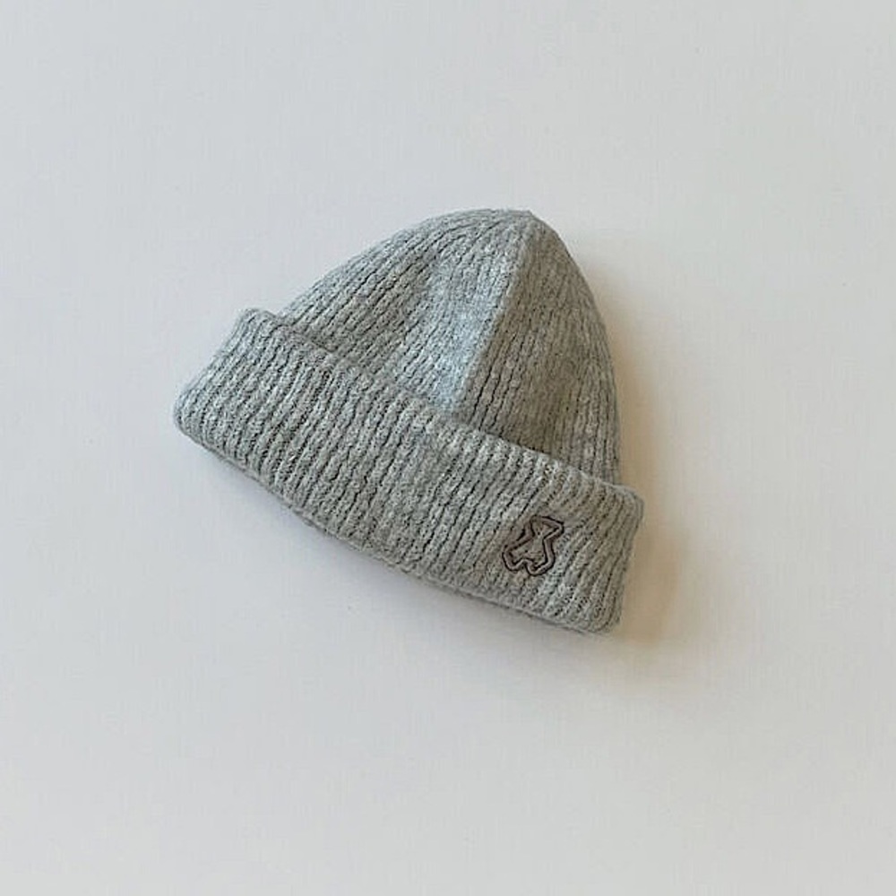 BOYS GREY KNITTED BEANIE